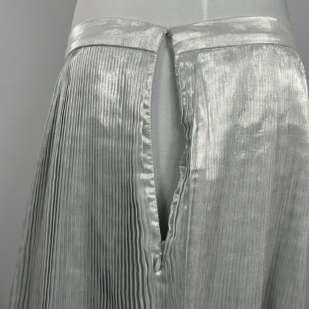 TALBOTS Silver Metallic Micro Pleated Party Skirt Knee Length Size 14 NWT - Picture 5 of 12